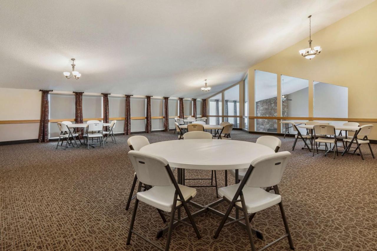 Best Western Indian Oak Честъртън Екстериор снимка