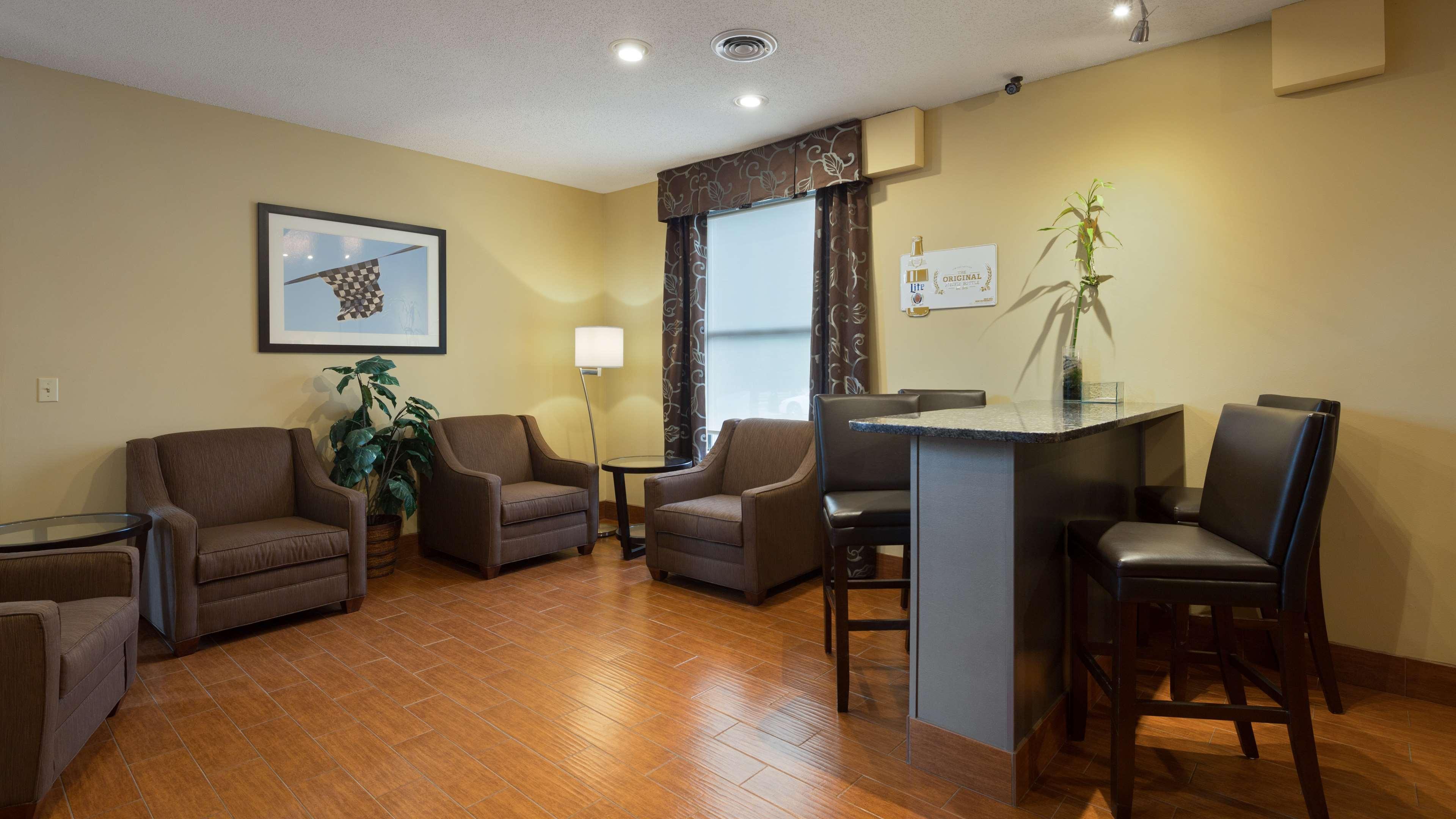 Best Western Indian Oak Честъртън Екстериор снимка