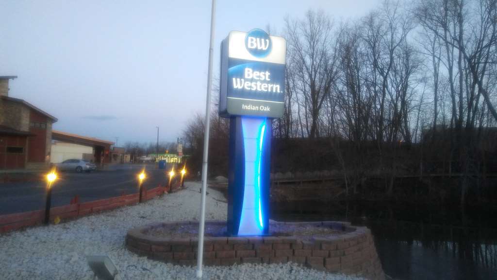 Best Western Indian Oak Честъртън Екстериор снимка